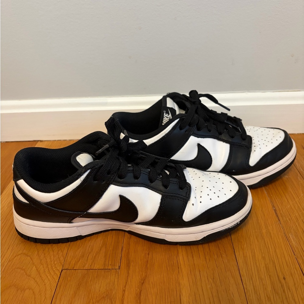 Nike Panda Dunks